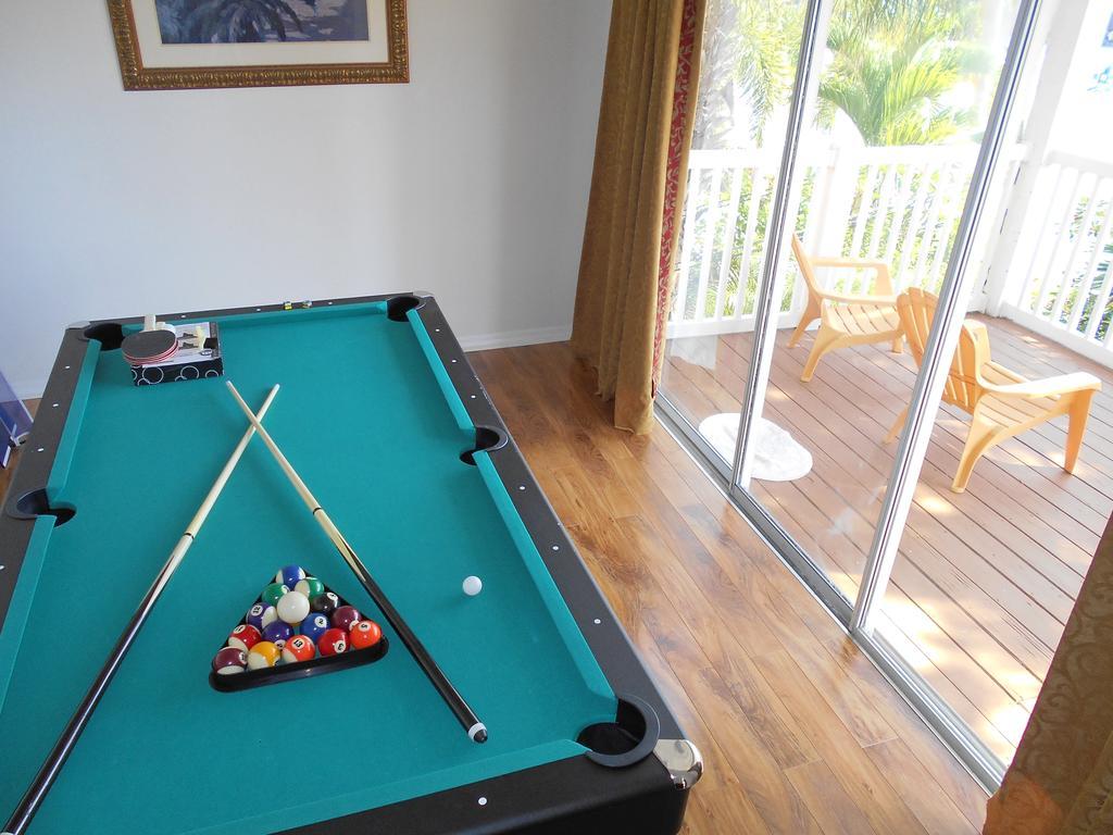 3000 Sq Ft Beach And Bay Condo St. Pete Beach Eksteriør billede