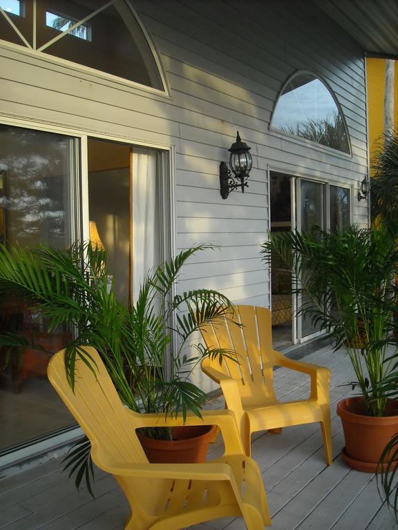 3000 Sq Ft Beach And Bay Condo St. Pete Beach Eksteriør billede